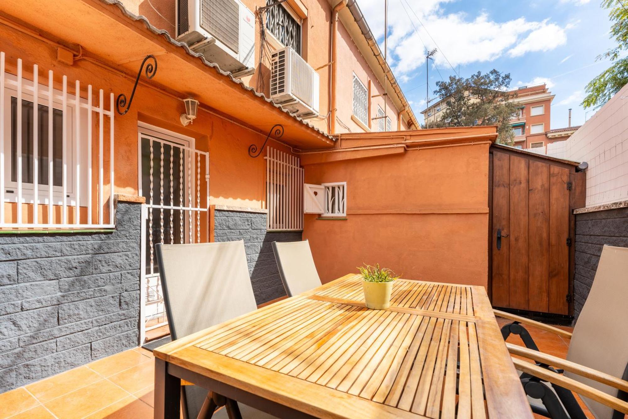 La Sagrera House Villa Barcelona Exterior photo